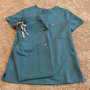 Figs Scrubs Set Limited edition Seaglass color